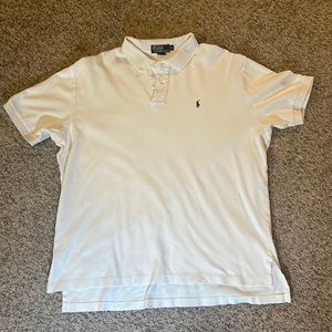 White XL Polo Shirt with Navy blue horse